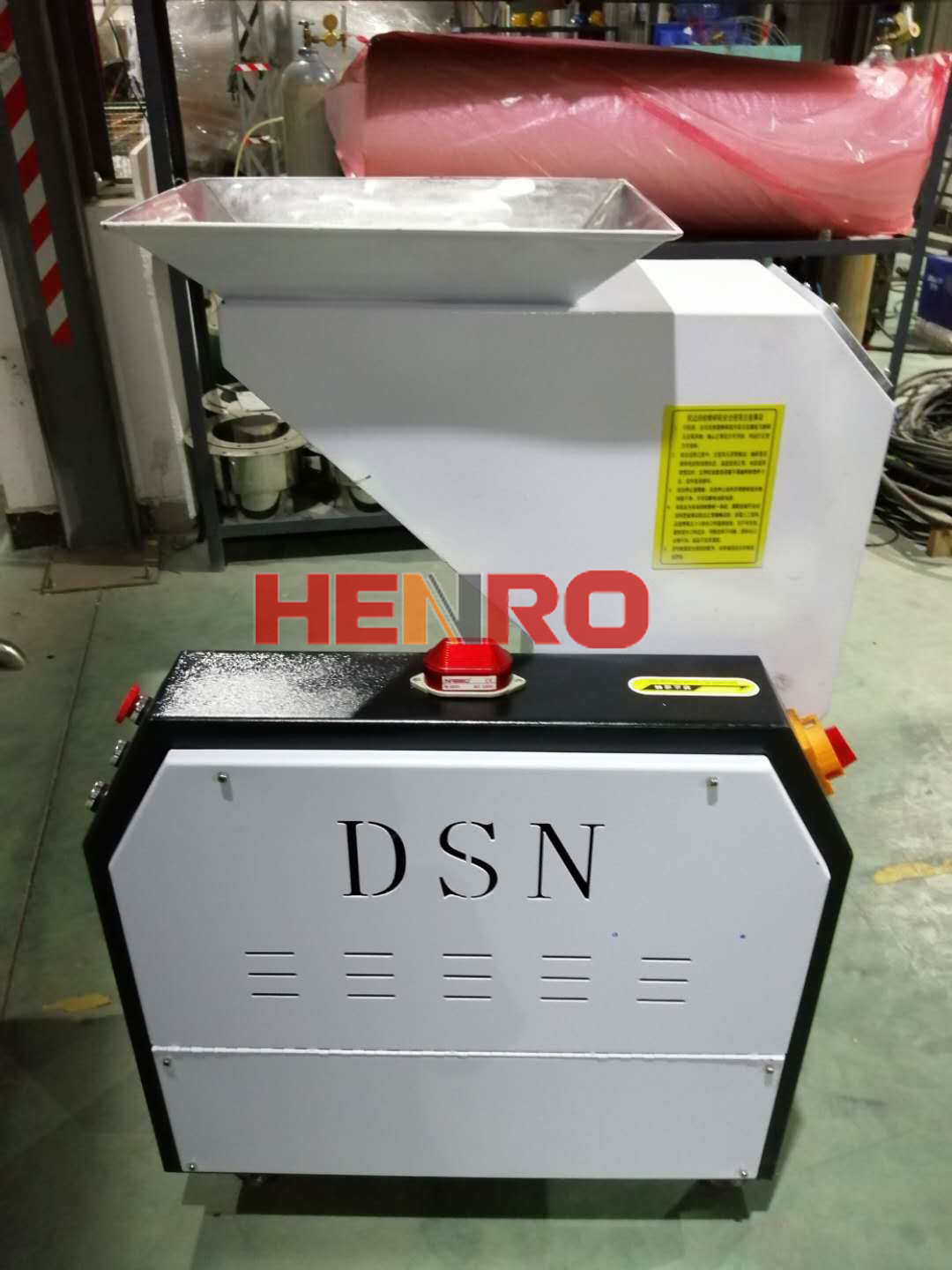 中速粉碎机的拆卸方法和注意事项介绍